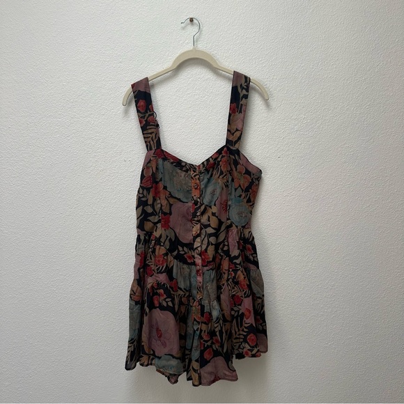 Floral Button-Down Romper - Picture 2 of 4